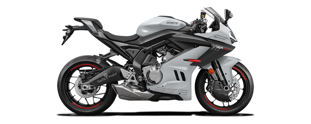 CF MOTO 675SR-R – motorka k pronájmu Auto-Lion Most
